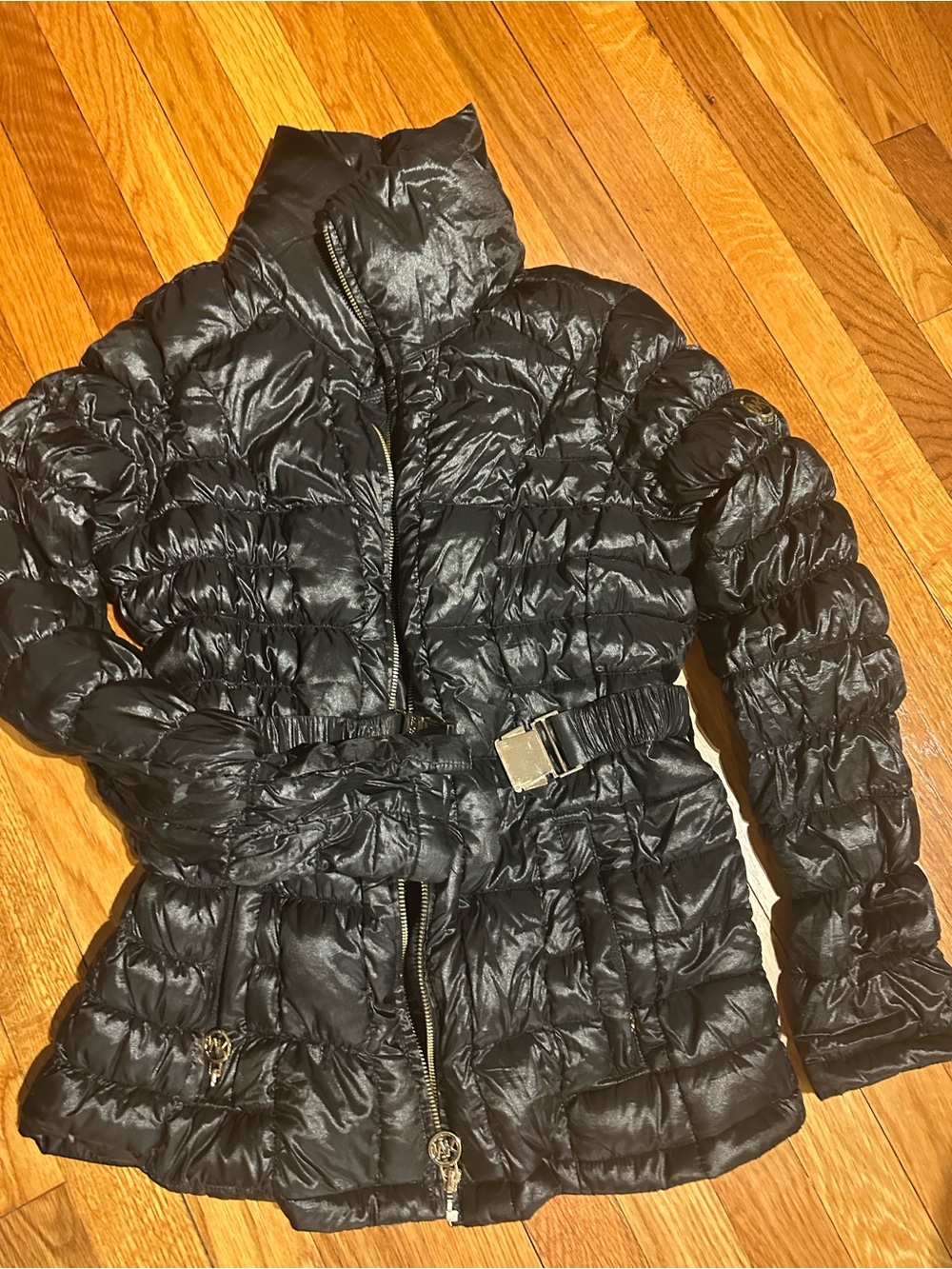 Michael Kors  lightweight coat in great condition.